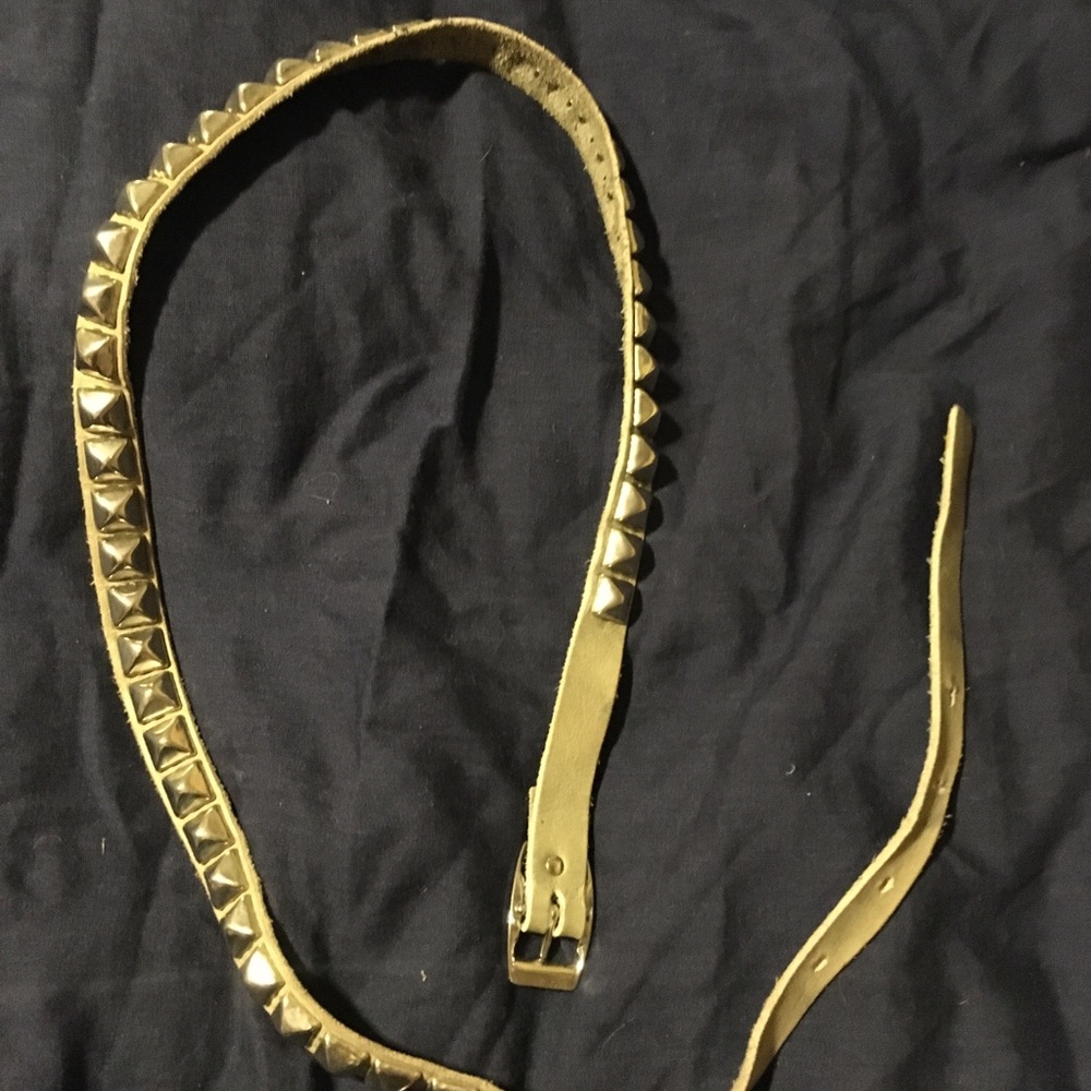 Vintage leather studded belt